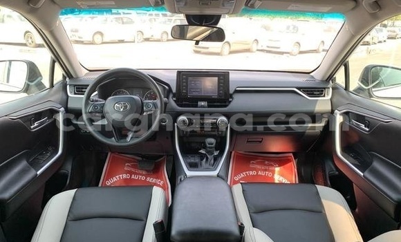 Buy Used Toyota RAV4 Silver Car in Accra in Greater Accra Buy Used Toyota RAV4 Silver Car in Accra in Greater Accra