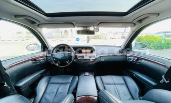 Sayi Na hannu Mercedes‒Benz S–Class Azurfa Mota in Accra a Greater Accra Sayi Na hannu Mercedes‒Benz S–Class Azurfa Mota in Accra a Greater Accra