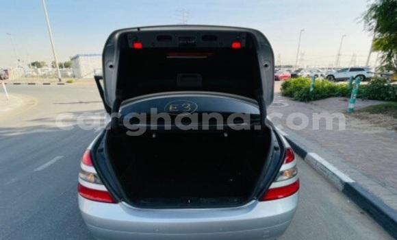 Sayi Na hannu Mercedes‒Benz S–Class Azurfa Mota in Accra a Greater Accra Sayi Na hannu Mercedes‒Benz S–Class Azurfa Mota in Accra a Greater Accra