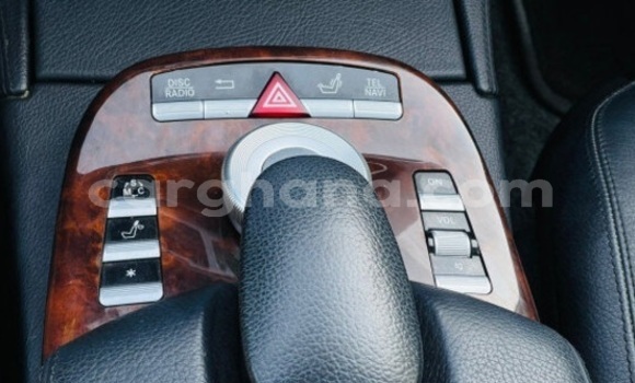 Sayi Na hannu Mercedes‒Benz S–Class Azurfa Mota in Accra a Greater Accra Sayi Na hannu Mercedes‒Benz S–Class Azurfa Mota in Accra a Greater Accra