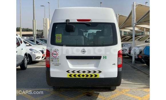 Ra Imported Nissan Urvan funfun Ọkọ̀ in Import - Dubai ni Ashanti Ra Imported Nissan Urvan funfun Ọkọ̀ in Import - Dubai ni Ashanti