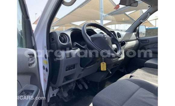 Ra Imported Nissan Urvan funfun Ọkọ̀ in Import - Dubai ni Ashanti Ra Imported Nissan Urvan funfun Ọkọ̀ in Import - Dubai ni Ashanti