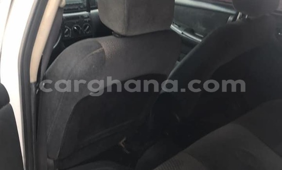 Sayi Na hannu Toyota Corolla White Mota in Accra a Greater Accra Sayi Na hannu Toyota Corolla White Mota in Accra a Greater Accra