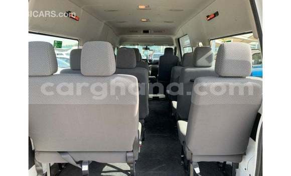 Ra Imported Nissan Urvan funfun Ọkọ̀ in Import - Dubai ni Ashanti Ra Imported Nissan Urvan funfun Ọkọ̀ in Import - Dubai ni Ashanti