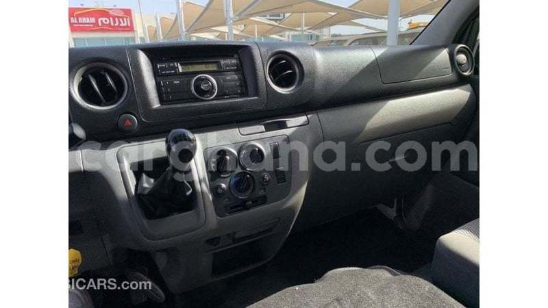 Big with watermark nissan urvan ashanti import dubai 53495