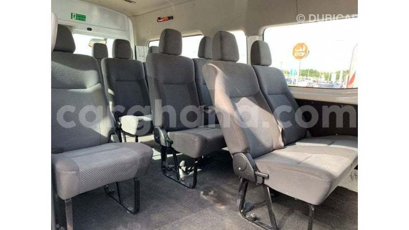 Big with watermark nissan urvan ashanti import dubai 53495