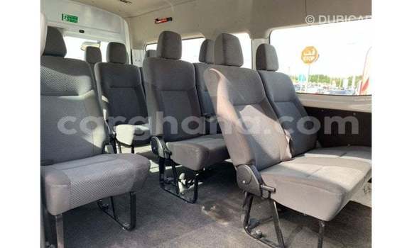 Ra Imported Nissan Urvan funfun Ọkọ̀ in Import - Dubai ni Ashanti Ra Imported Nissan Urvan funfun Ọkọ̀ in Import - Dubai ni Ashanti