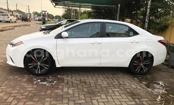 Buy Used Toyota Corolla White Car in Accra in Greater Accra
