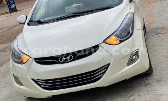 Ra Àlòkù Hyundai Elantra funfun Ọkọ̀ in Accra ni Greater Accra