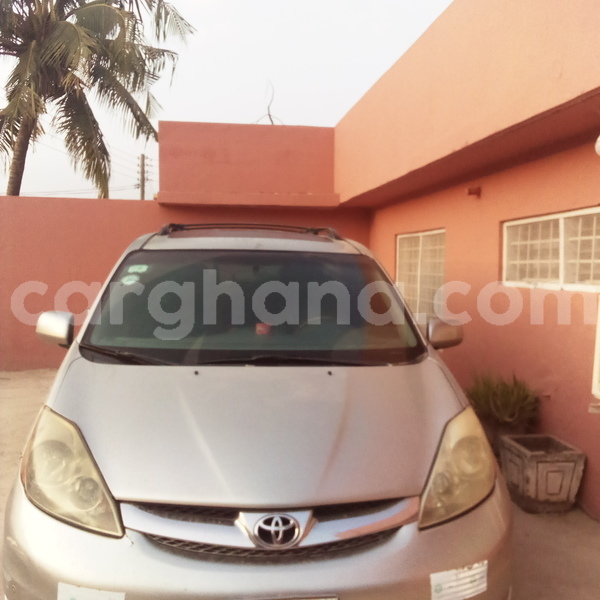 Big with watermark toyota sienna greater accra accra 9300