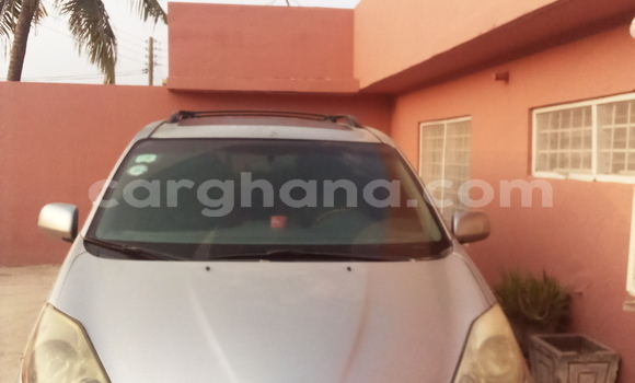 Buy Used Toyota Sienna Silver Car in Accra in Greater Accra Buy Used Toyota Sienna Silver Car in Accra in Greater Accra