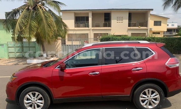 Sayi Na hannu Nissan Rogue Red Mota in Accra a Greater Accra Sayi Na hannu Nissan Rogue Red Mota in Accra a Greater Accra
