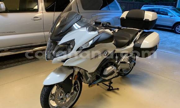 Buy New BMW K 1600 White Bike in Accra in Greater Accra Buy New BMW K 1600 White Bike in Accra in Greater Accra
