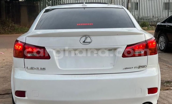 Buy Used Lexus RX White Car in Accra in Greater Accra Buy Used Lexus RX White Car in Accra in Greater Accra
