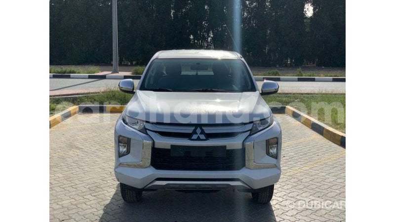 Big with watermark mitsubishi l200 ashanti import dubai 53534