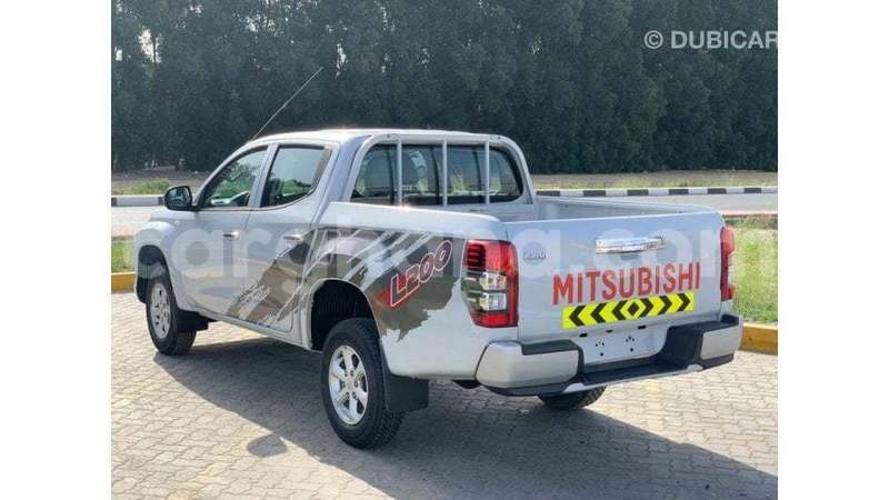 Big with watermark mitsubishi l200 ashanti import dubai 53534