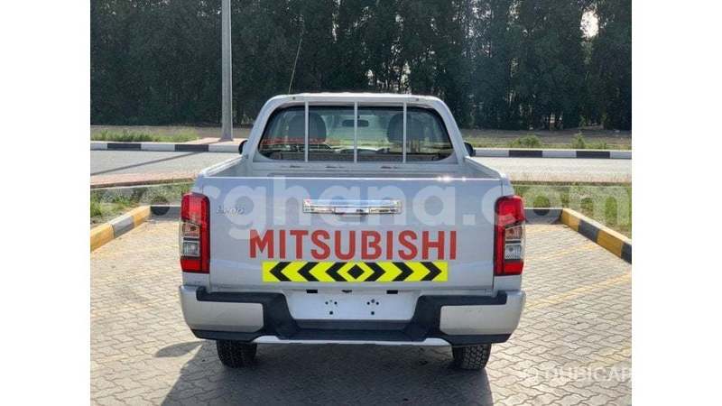 Big with watermark mitsubishi l200 ashanti import dubai 53534