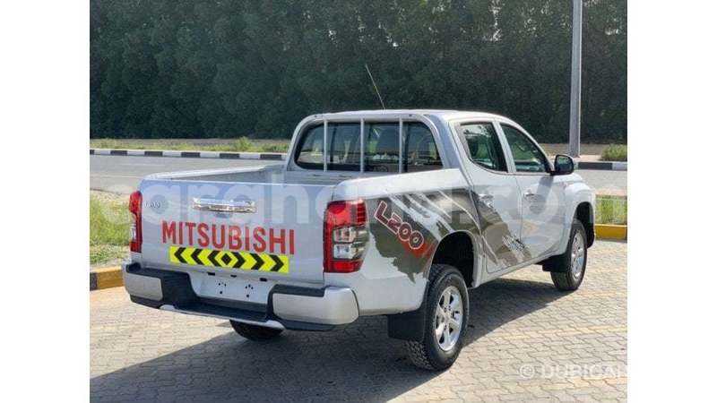 Big with watermark mitsubishi l200 ashanti import dubai 53534