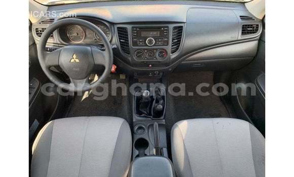 Sayi Imported Mitsubishi L200 White Mota in Import - Dubai a Ashanti Sayi Imported Mitsubishi L200 White Mota in Import - Dubai a Ashanti