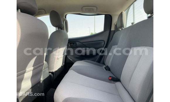 Sayi Imported Mitsubishi L200 White Mota in Import - Dubai a Ashanti Sayi Imported Mitsubishi L200 White Mota in Import - Dubai a Ashanti