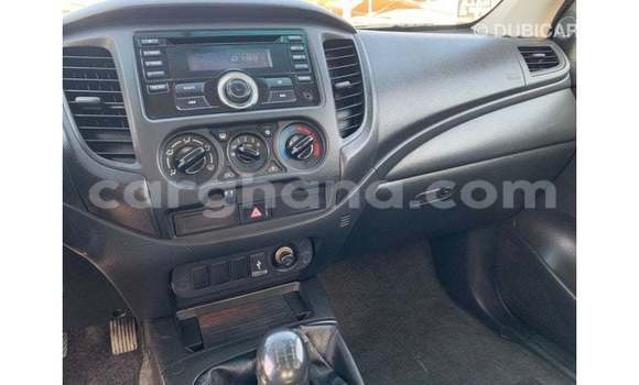 Sayi Imported Mitsubishi L200 White Mota in Import - Dubai a Ashanti Sayi Imported Mitsubishi L200 White Mota in Import - Dubai a Ashanti