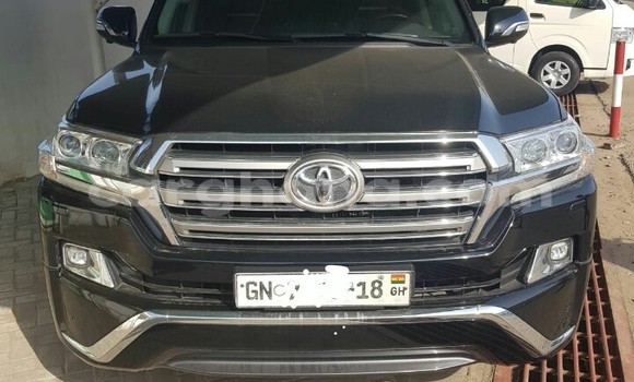 Sayi Na hannu Toyota Land Cruiser Black Mota in Adenta a Greater Accra