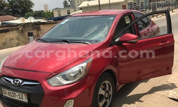 Ra Àlòkù Hyundai Accent Blue Ọkọ̀ in Sekondi–Takoradi Metropolitan ni Oorun Ra Àlòkù Hyundai Accent Blue Ọkọ̀ in Sekondi–Takoradi Metropolitan ni Oorun
