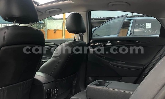 Ra Àlòkù Hyundai Sonata Silver Ọkọ̀ in Sekondi–Takoradi Metropolitan ni Oorun Ra Àlòkù Hyundai Sonata Silver Ọkọ̀ in Sekondi–Takoradi Metropolitan ni Oorun