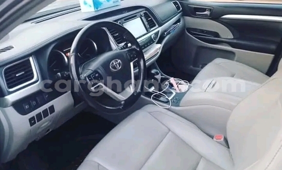 Ra Àlòkù Toyota Highlander Miiran Ọkọ̀ in Accra ni Greater Accra Ra Àlòkù Toyota Highlander Miiran Ọkọ̀ in Accra ni Greater Accra