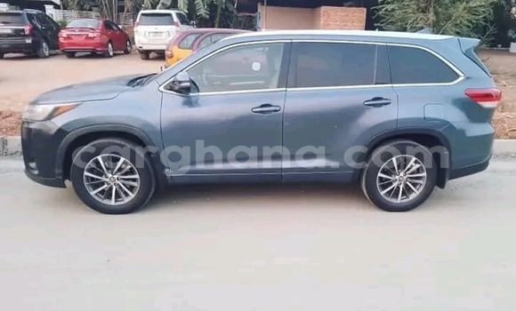 Ra Àlòkù Toyota Highlander Miiran Ọkọ̀ in Accra ni Greater Accra Ra Àlòkù Toyota Highlander Miiran Ọkọ̀ in Accra ni Greater Accra
