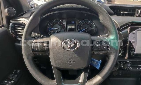 Sayi Na hannu Toyota Hilux White Mota in Accra a Greater Accra Sayi Na hannu Toyota Hilux White Mota in Accra a Greater Accra
