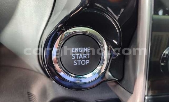 Sayi Na hannu Toyota Hilux White Mota in Accra a Greater Accra Sayi Na hannu Toyota Hilux White Mota in Accra a Greater Accra