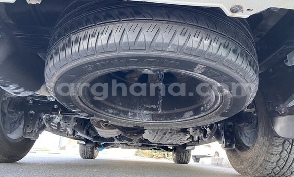 Sayi Na hannu Toyota Land Cruiser White Mota in Accra a Greater Accra Sayi Na hannu Toyota Land Cruiser White Mota in Accra a Greater Accra