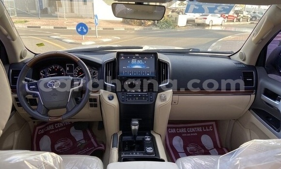 Sayi Na hannu Toyota Land Cruiser White Mota in Accra a Greater Accra Sayi Na hannu Toyota Land Cruiser White Mota in Accra a Greater Accra