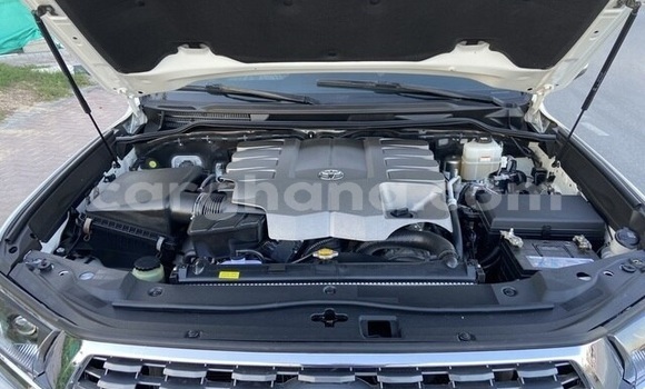 Sayi Na hannu Toyota Land Cruiser White Mota in Accra a Greater Accra Sayi Na hannu Toyota Land Cruiser White Mota in Accra a Greater Accra