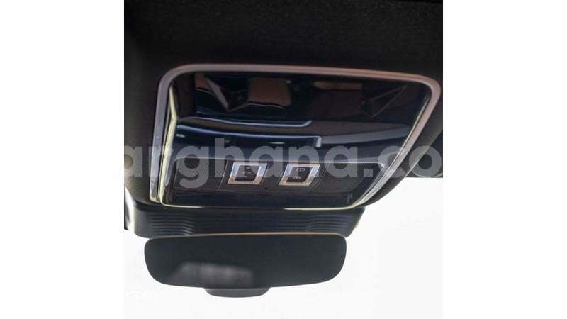 Big with watermark land rover range rover ashanti import dubai 53607