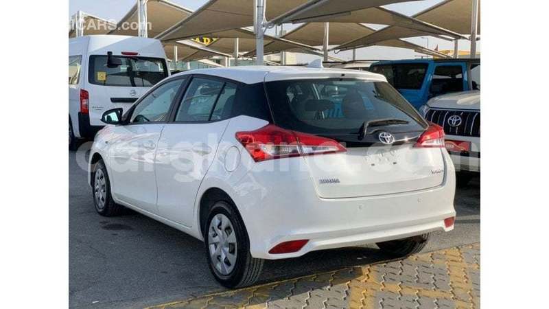 Big with watermark toyota yaris ashanti import dubai 53638