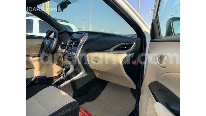 Big with watermark toyota yaris ashanti import dubai 53638