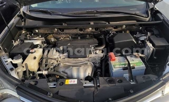Ra Àlòkù Toyota RAV4 Silver Ọkọ̀ in Accra ni Greater Accra Ra Àlòkù Toyota RAV4 Silver Ọkọ̀ in Accra ni Greater Accra
