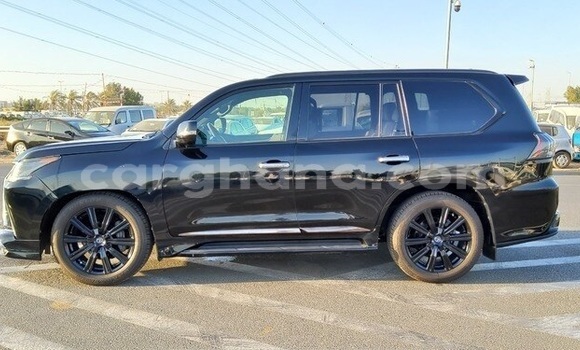 Sayi Na hannu Lexus LX 570 Black Mota in Accra a Greater Accra Sayi Na hannu Lexus LX 570 Black Mota in Accra a Greater Accra