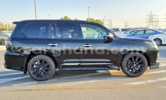Sayi Na hannu Lexus LX 570 Black Mota in Accra a Greater Accra Sayi Na hannu Lexus LX 570 Black Mota in Accra a Greater Accra
