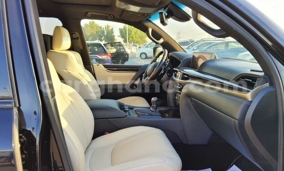 Sayi Na hannu Lexus LX 570 Black Mota in Accra a Greater Accra Sayi Na hannu Lexus LX 570 Black Mota in Accra a Greater Accra