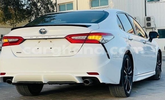 Buy Used Toyota Camry White Car in Accra in Greater Accra Buy Used Toyota Camry White Car in Accra in Greater Accra