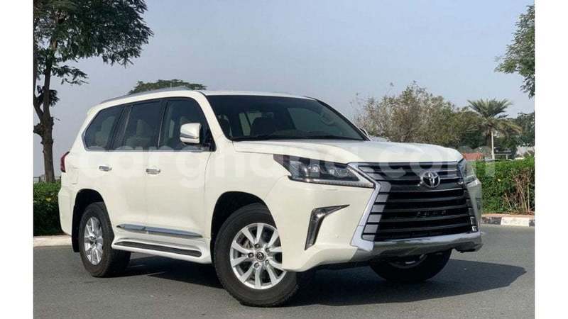 Big with watermark toyota land cruiser ashanti import dubai 53650