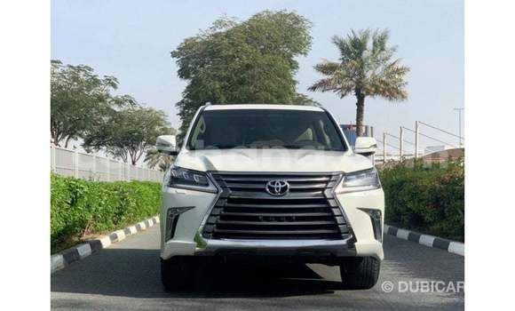 Sayi Imported Toyota Land Cruiser White Mota in Import - Dubai a Ashanti Sayi Imported Toyota Land Cruiser White Mota in Import - Dubai a Ashanti
