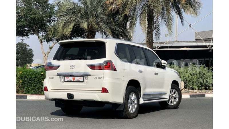 Big with watermark toyota land cruiser ashanti import dubai 53650