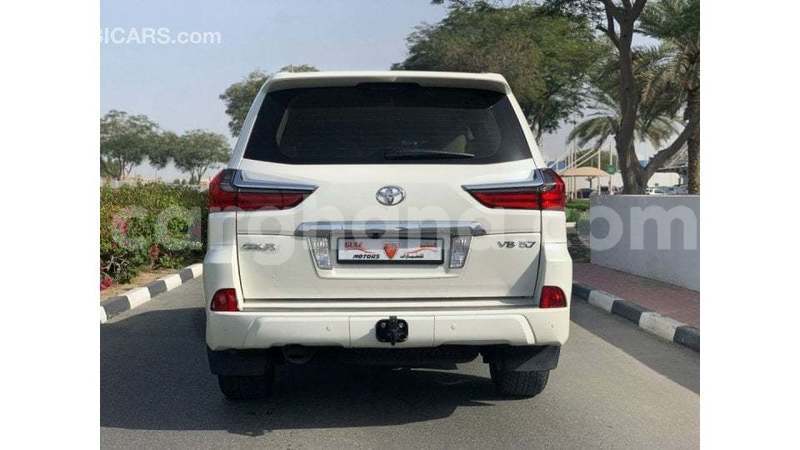 Big with watermark toyota land cruiser ashanti import dubai 53650