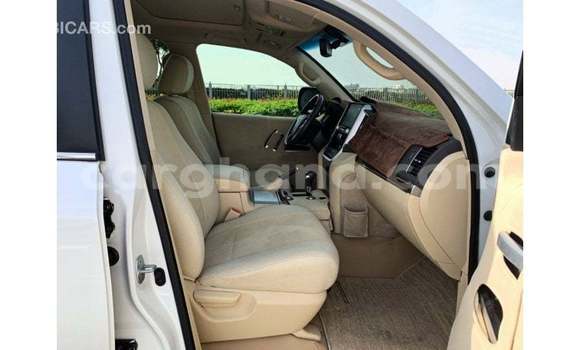 Sayi Imported Toyota Land Cruiser White Mota in Import - Dubai a Ashanti Sayi Imported Toyota Land Cruiser White Mota in Import - Dubai a Ashanti