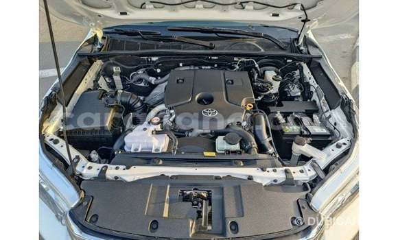 Buy Import Toyota Hilux White Car in Import - Dubai in Ashanti Buy Import Toyota Hilux White Car in Import - Dubai in Ashanti