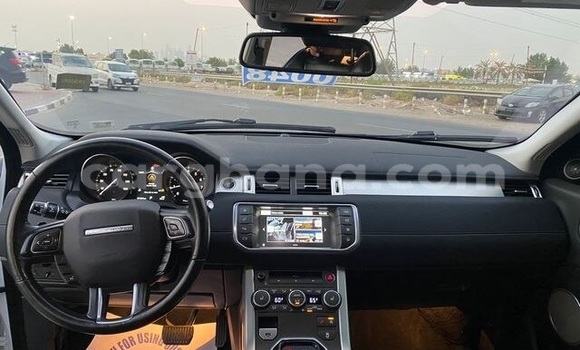Sayi Na hannu Land Rover Range Rover Evoque White Mota in Accra a Greater Accra Sayi Na hannu Land Rover Range Rover Evoque White Mota in Accra a Greater Accra